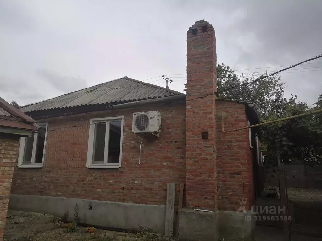 Дом в Краснодарский край, Новокубанский район, Прочноокопская ст-ца ... - Фото 0