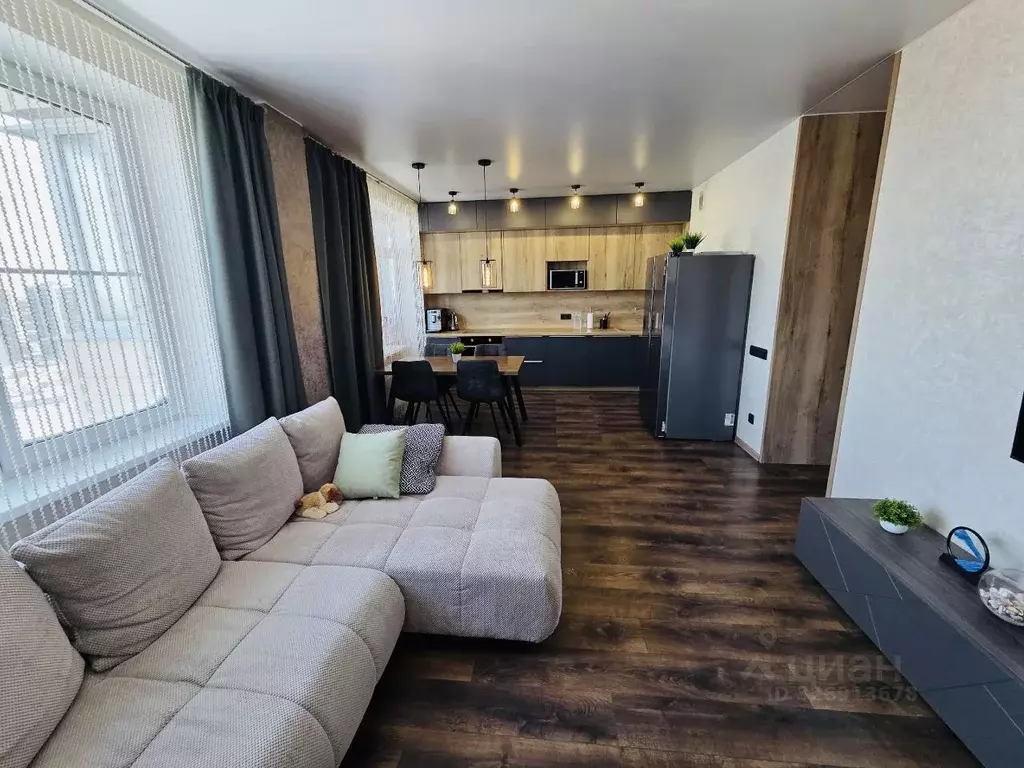 2-к кв. Псковская область, Псков Техническая ул., 17 (75.0 м) - Фото 2