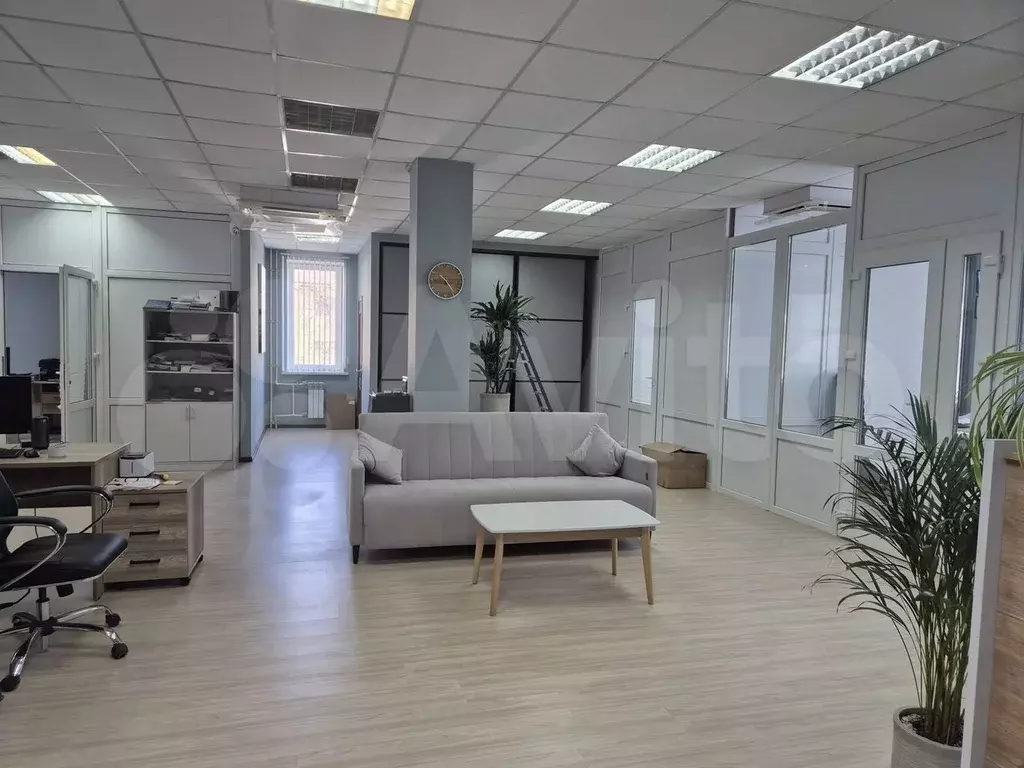 Офис 150 м + парковка 2 м/м - Фото 1