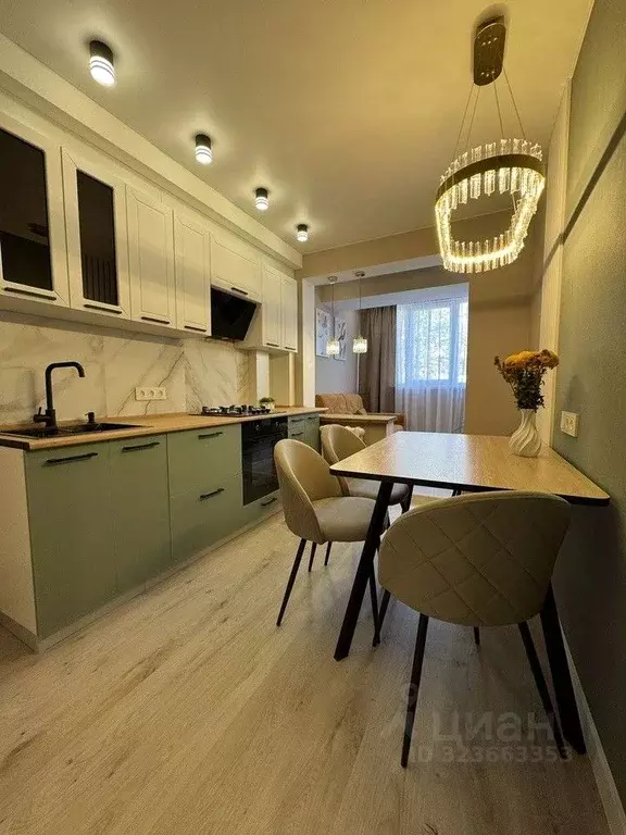 2-к кв. Севастополь просп. Генерала Острякова, 155А (50.0 м) - Фото 1