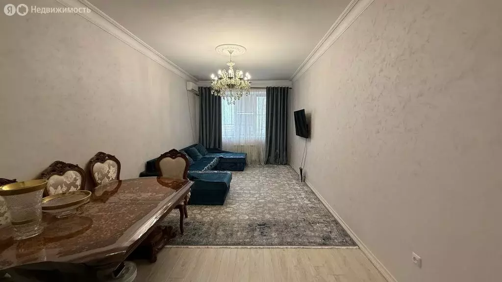 2-комнатная квартира: Махачкала, проспект Насрутдинова, 55к2 (87 м) - Фото 2