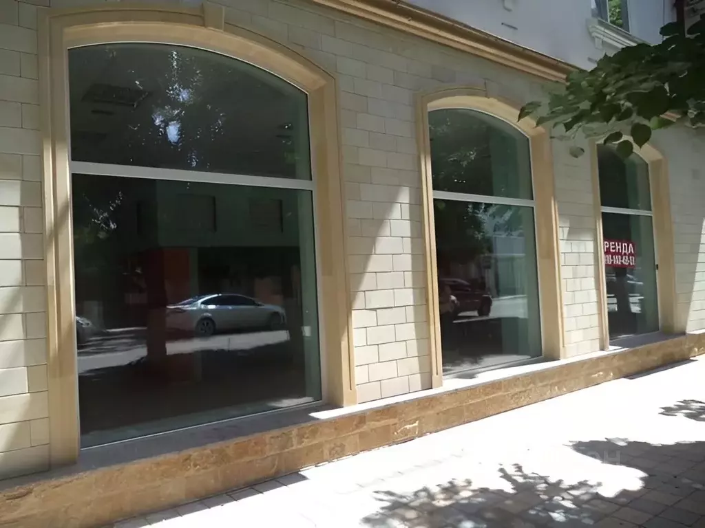 Торговая площадь в Краснодарский край, Армавир ул. Мира, 43 (327 м) - Фото 2