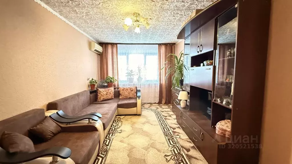 3-к кв. Астраханская область, Астрахань ул. 11-й Красной Армии, 8 ... - Фото 0