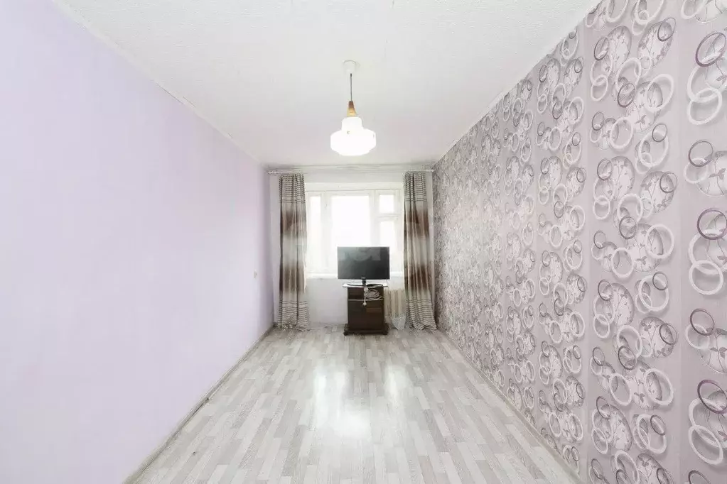 2-к кв. Бурятия, Улан-Удэ Энергетик мкр, 42 (54.8 м) - Фото 0