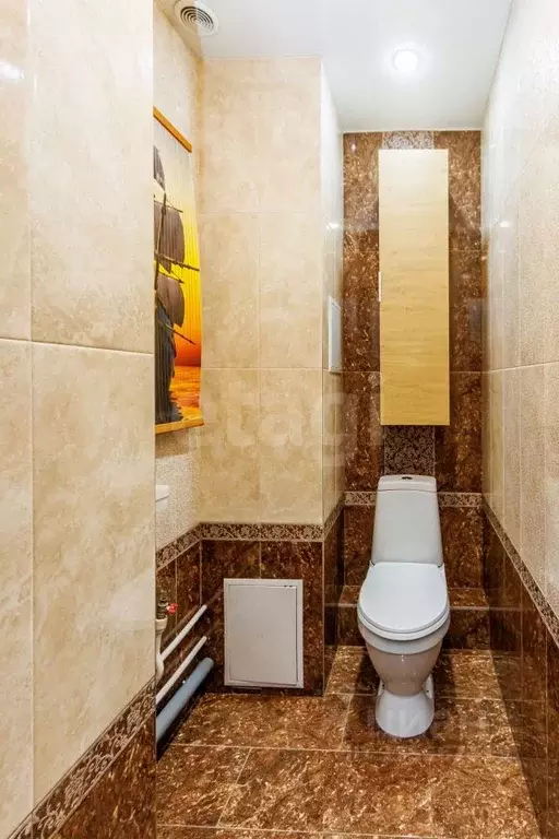 2-к кв. Тюменская область, Тюмень ул. Александра Протозанова, 18к1 ... - Фото 1