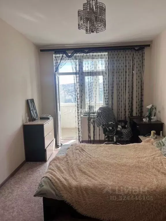 2-к кв. Крым, Симферополь ул. Кантар, 3 (66.3 м) - Фото 1