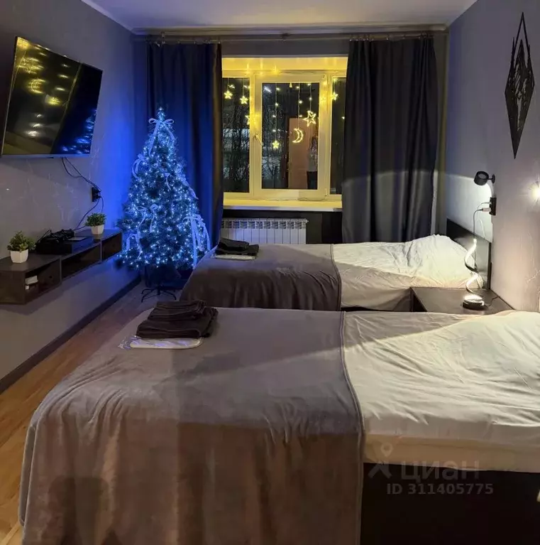 2-к кв. Мурманская область, Кировск Юбилейная ул., 10 (41.1 м) - Фото 1