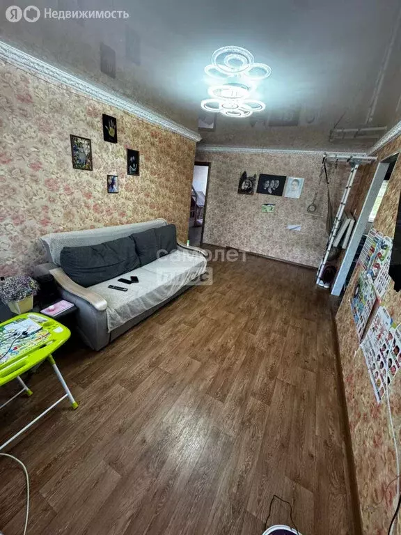 3-комнатная квартира: Салават, улица Калинина, 24 (59.8 м) - Фото 1