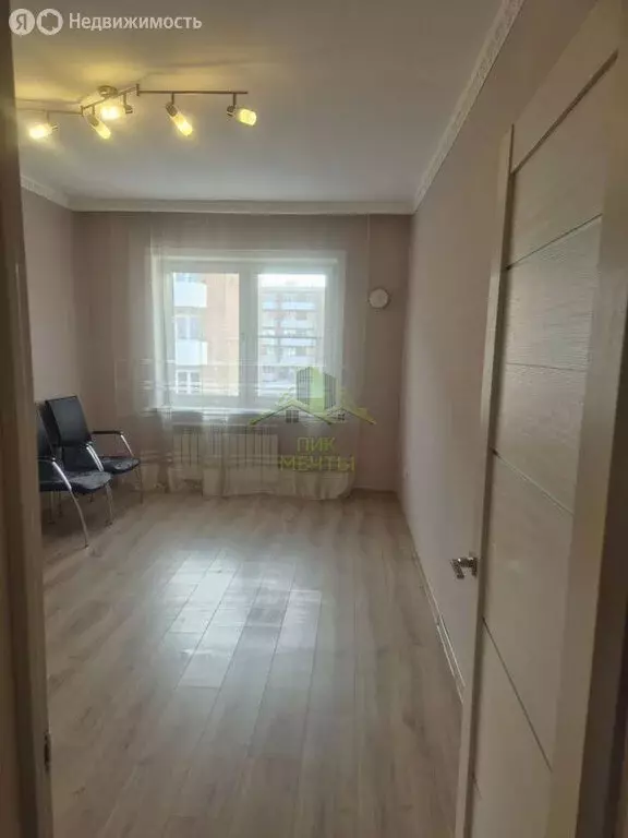 3-комнатная квартира: Улан-Удэ, микрорайон 140А, 24 (56.4 м) - Фото 1