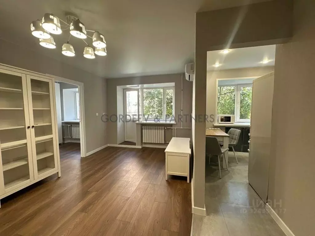 2-к кв. Татарстан, Казань ул. Заслонова, 8 (42.4 м) - Фото 2