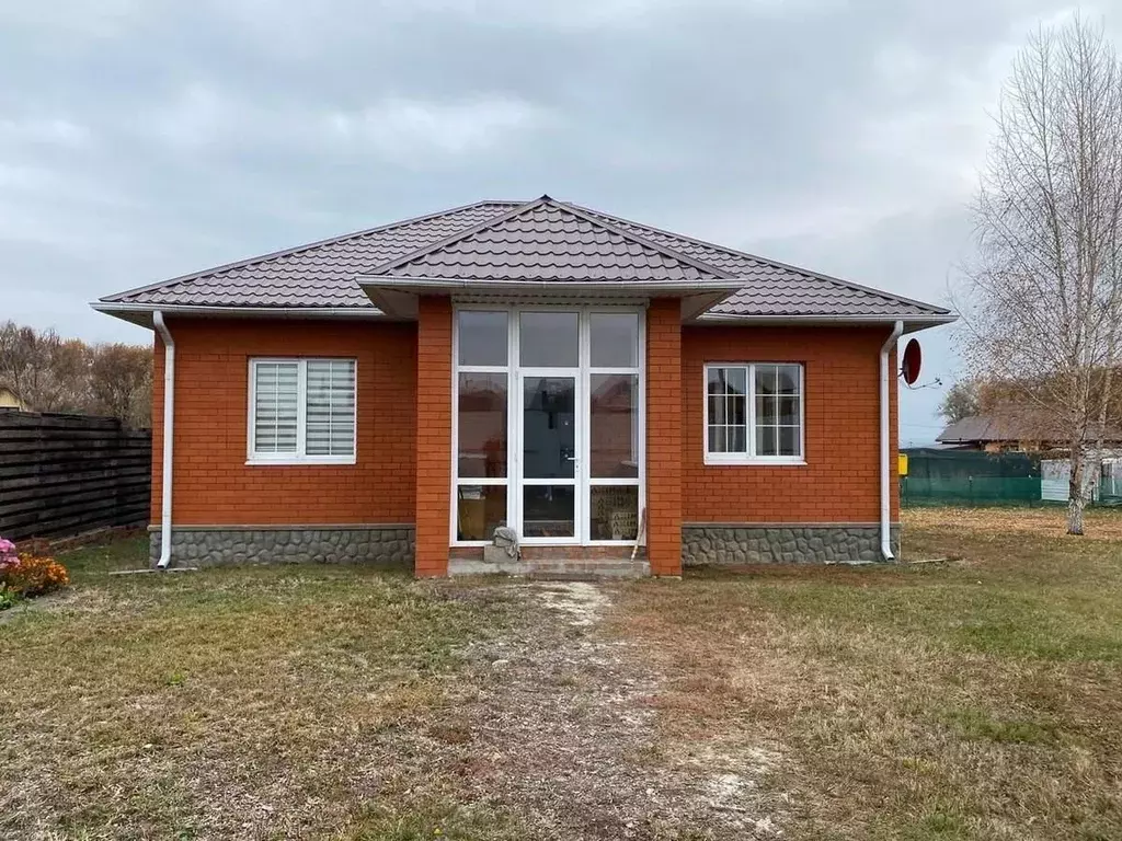 Дом в Белгородская область, Белгородский район, Тавровское с/пос, с. ... - Фото 1