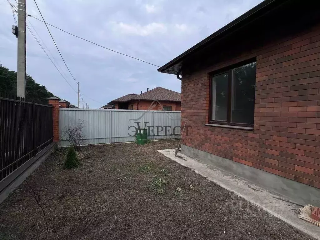 Дом в Белгородская область, Старый Оскол Мирная ул. (100 м) - Фото 1