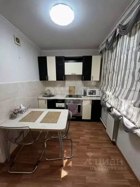 1-к кв. Кемеровская область, Новокузнецк ул. Тольятти, 41 (36.0 м) - Фото 1