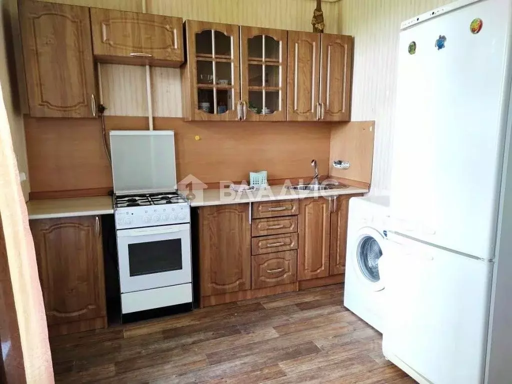 2-к кв. Владимирская область, Владимир ул. Асаткина, 36 (70.0 м) - Фото 2