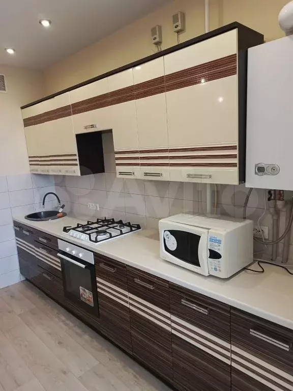 1-к. квартира, 45 м, 6/10 эт. - Фото 0