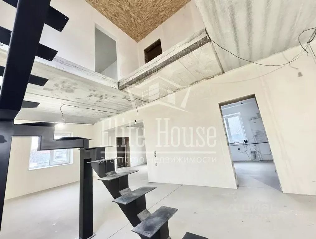 Дом в Калужская область, Калуга Заречная ул., 94 (220 м) - Фото 2