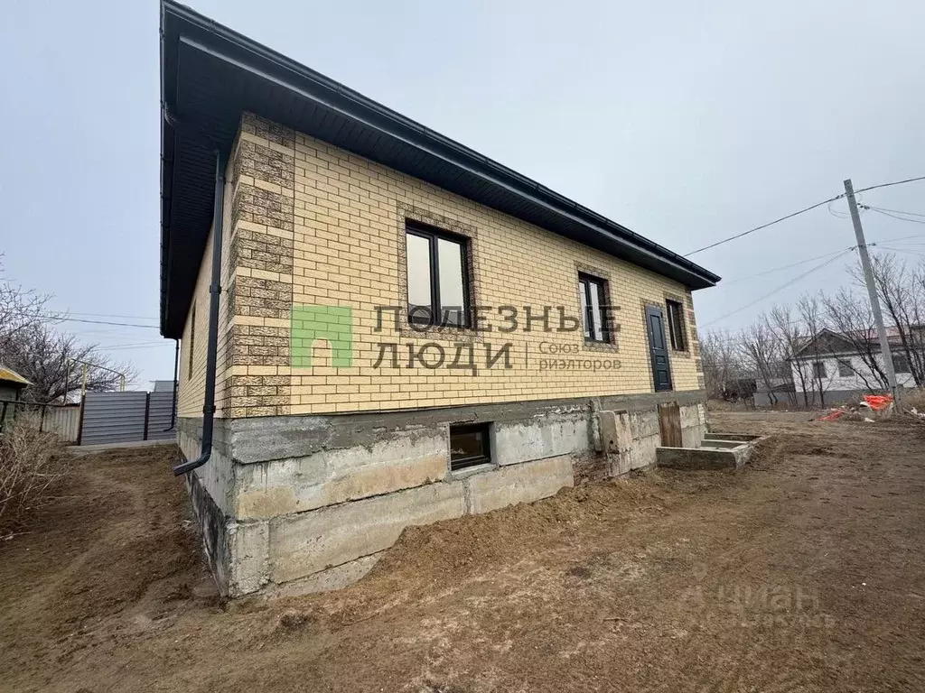 Дом в Астраханская область, Астрахань Бобруйская ул., 38 (146 м) - Фото 1