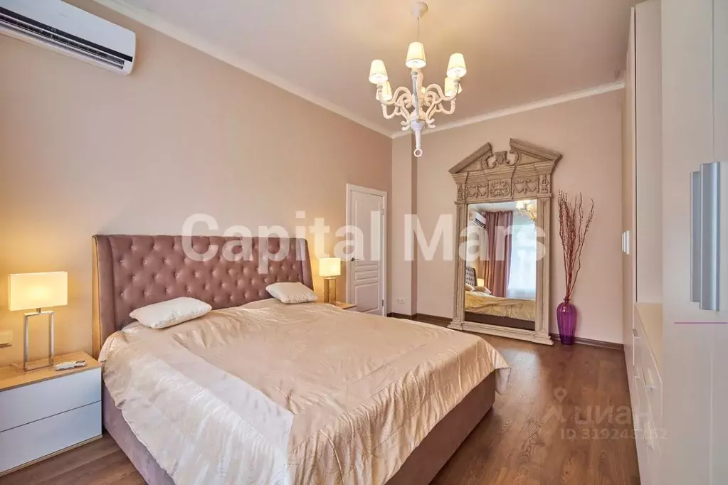 2-к кв. Москва Тверская ул., 4 (56.0 м) - Фото 0