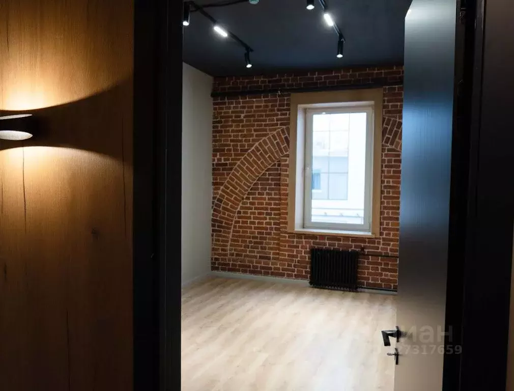 Офис в Москва ул. Арбат, 12С1 (10 м) - Фото 1