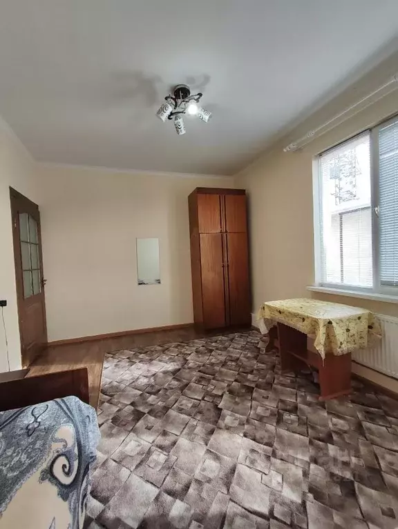 Комната Крым, Симферополь ул. Чешмеджи, 13 - Фото 1