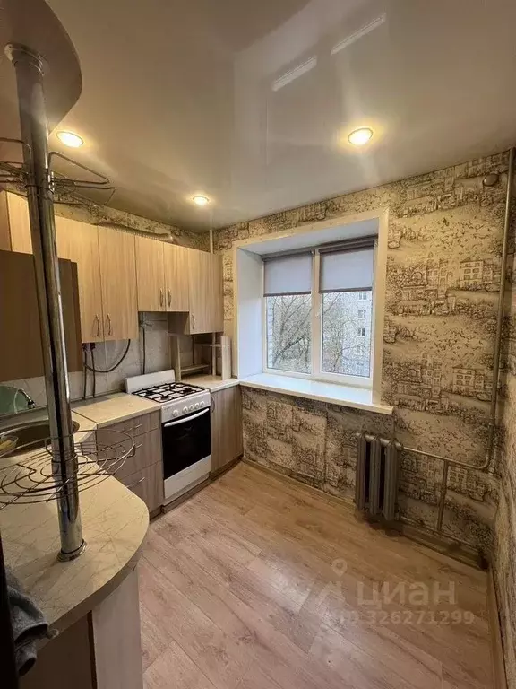 2-к кв. Псковская область, Великие Луки ул. Ставского, 15 (48.0 м) - Фото 1