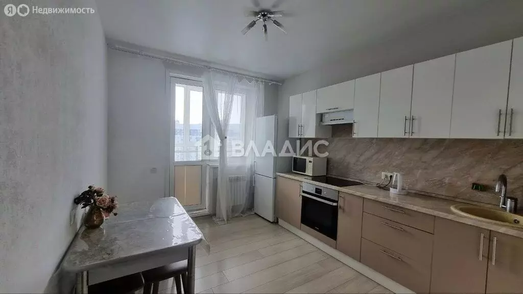 1-комнатная квартира: Пенза, улица Мира, 44 (42 м) - Фото 1