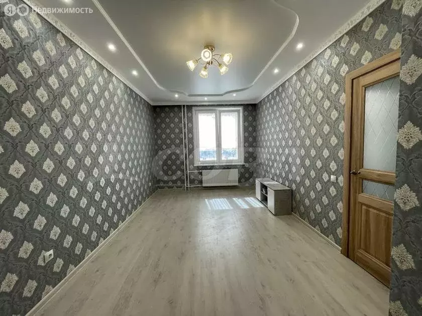 1-комнатная квартира: Тюмень, улица Фармана Салманова, 26 (34.8 м) - Фото 0