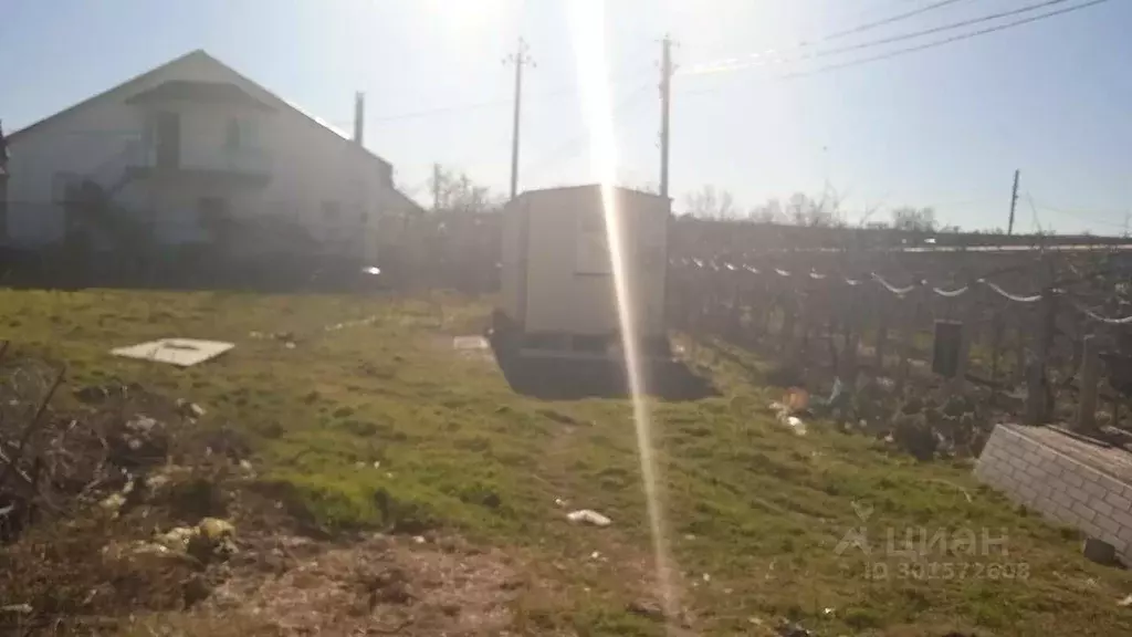 Участок в Крым, Бахчисарайский район, с. Угловое ул. Ленина (6.0 сот.) - Фото 1