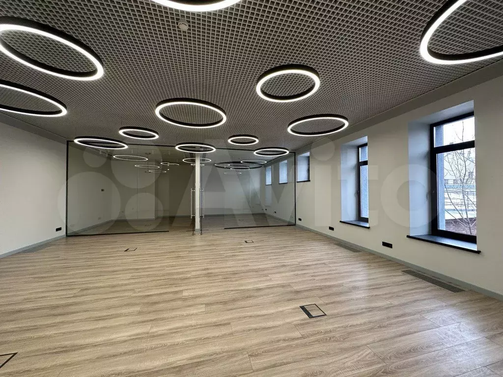 Офис А класса с выходом на террасу, 160 м - Фото 1