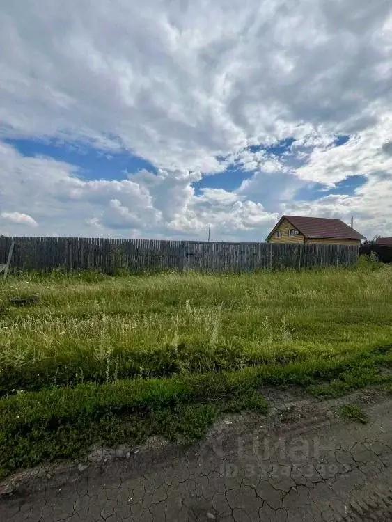 Участок в Хакасия, Саяногорск Саяногорск городской округ, ул. Снежная ... - Фото 1