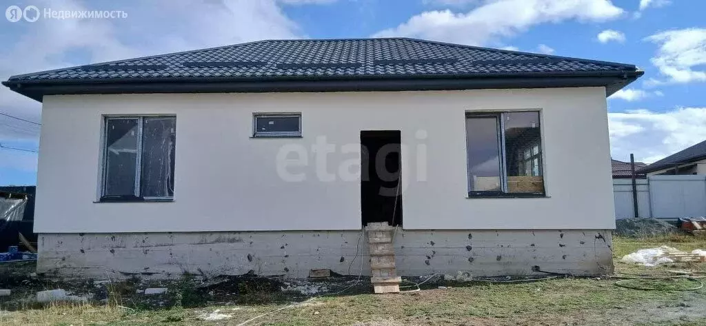 Дом в Добровское сельское поселение, село Заречное, улица Козина (105 ... - Фото 1