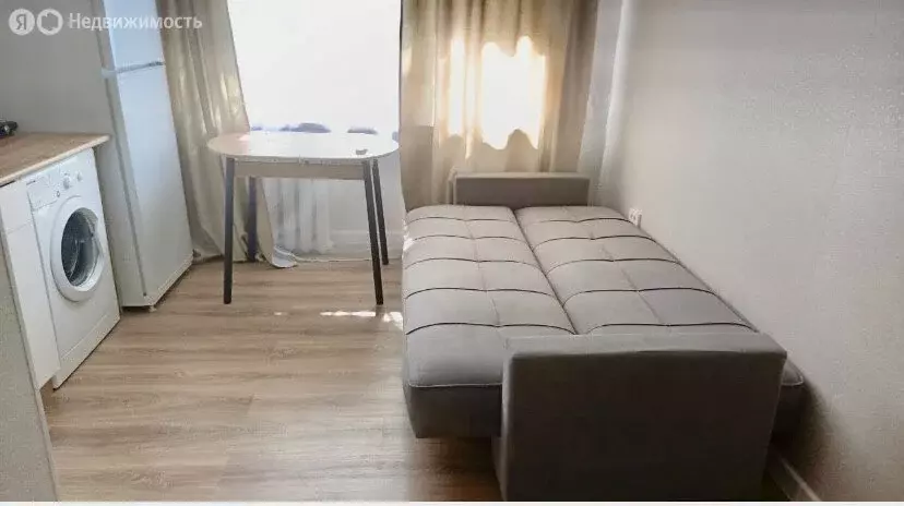 Квартира-студия: Уфа, улица Братьев Кадомцевых, 12 (14 м) - Фото 2