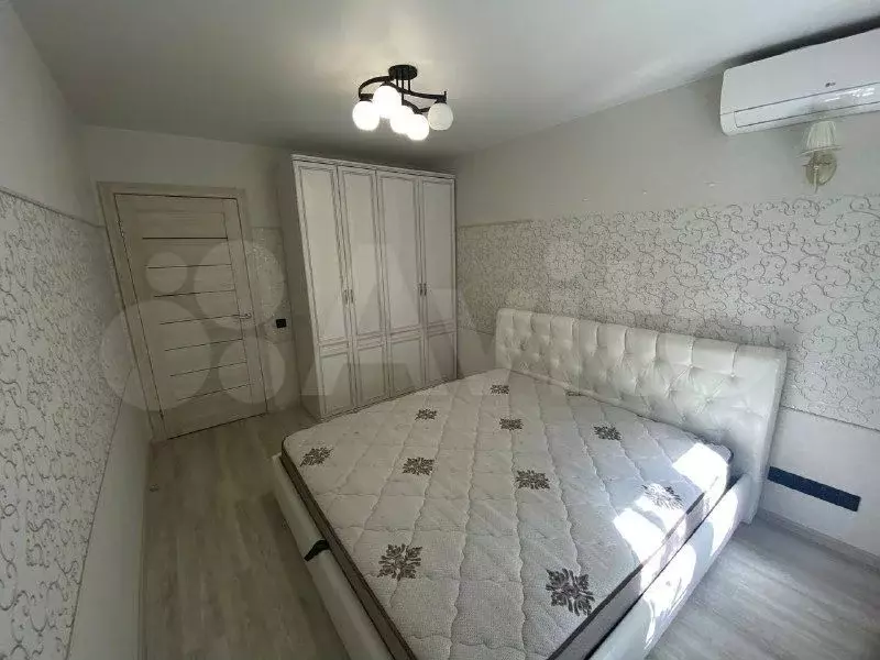 2-к. квартира, 50 м, 1/10 эт. - Фото 0