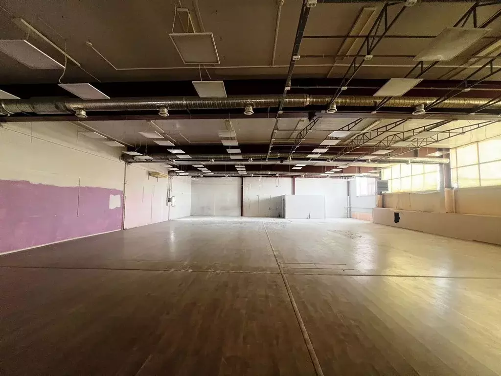 Торговая площадь в Краснодарский край, Сочи Донская ул., 28К (290 м) - Фото 1