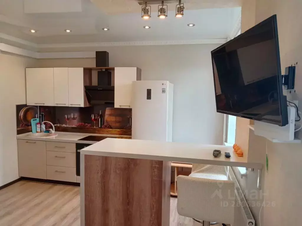 Студия Тюменская область, Тюмень ул. Беляева, 35к2 (30.0 м) - Фото 1