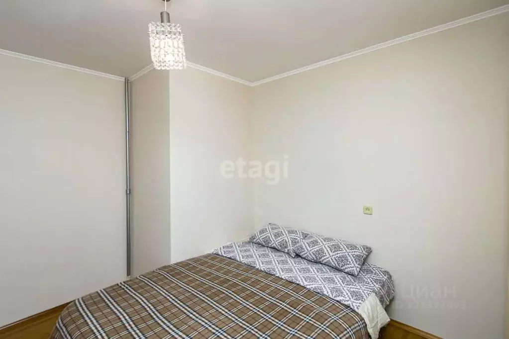 2-к кв. Тюменская область, Тюмень Северная ул., 3к2 (64.0 м) - Фото 1