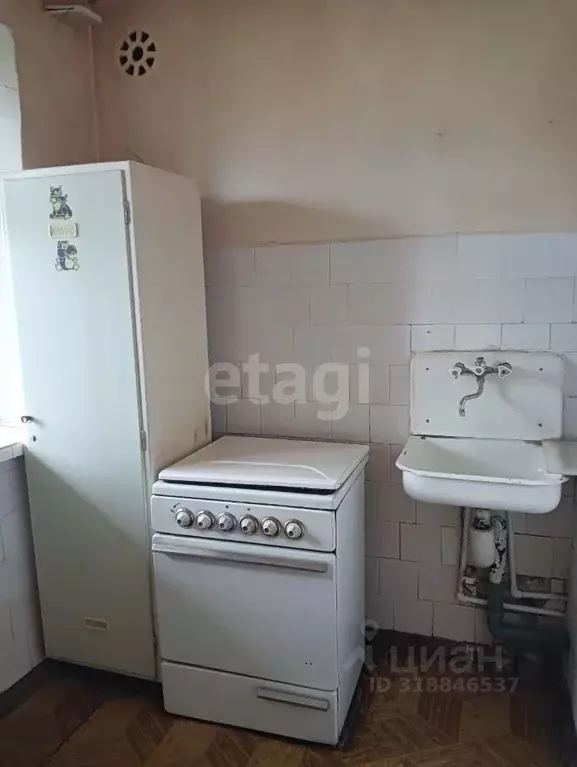 2-к кв. Башкортостан, Уфа Революционная ул., 54 (43.5 м) - Фото 0