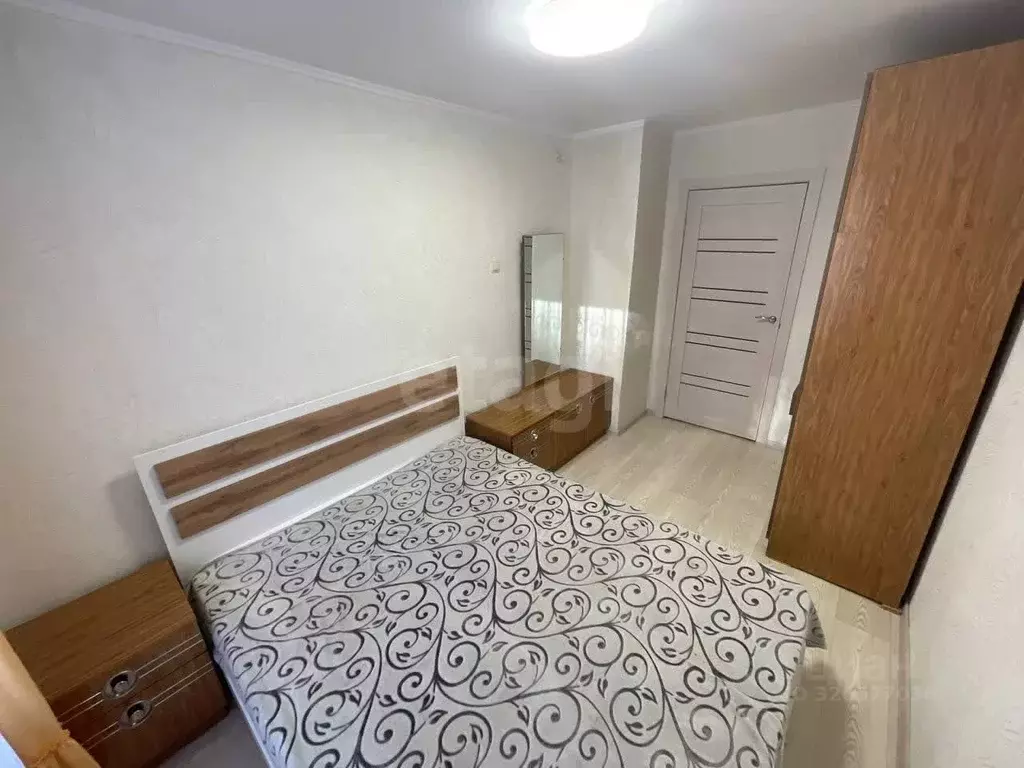 3-к кв. Тюменская область, Тюмень ул. Грибоедова, 8 (57.0 м) - Фото 1