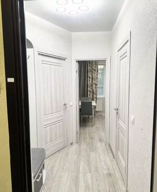 1-к кв. Ленинградская область, Кингисепп ул. Жукова, 18Ак2 (33.0 м) - Фото 2