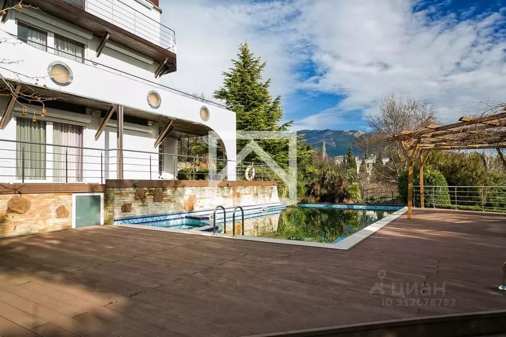 Дом в Крым, Ялта ул. Войкова (350 м) - Фото 0