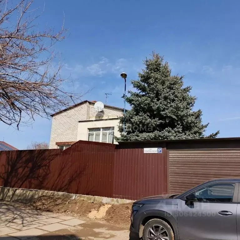 Дом в Волгоградская область, Волгоград пос. Ангарский, ул. Софьи ... - Фото 0