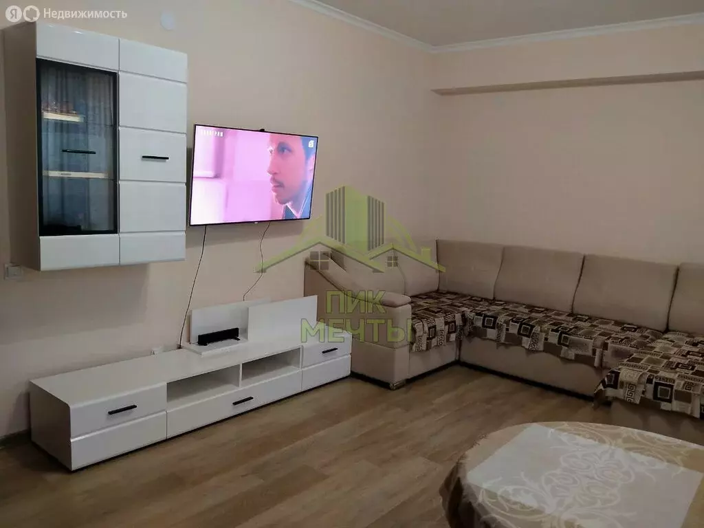 2-комнатная квартира: Улан-Удэ, улица Сахьяновой, 23В (56.9 м) - Фото 1