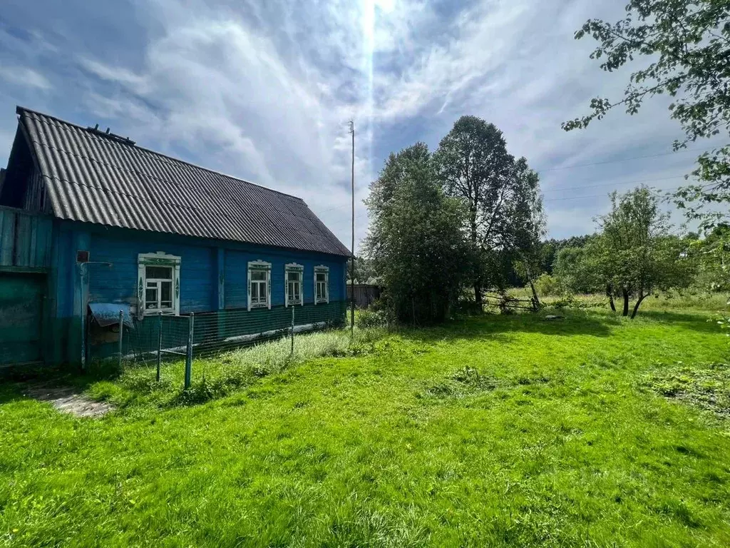 Дом в Брянская область, Выгоничский район, Утынское с/пос, д. ... - Фото 1