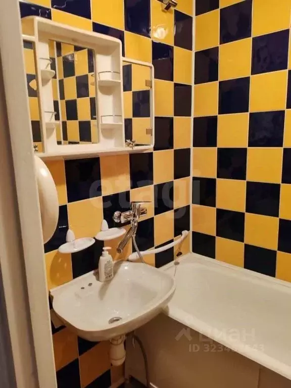 2-к кв. Томская область, Томск просп. Мира, 72А (55.1 м) - Фото 1