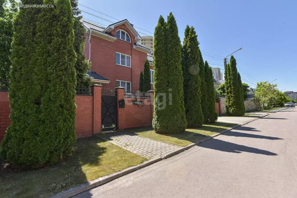 Дом в Воронеж, улица Историка Веселовского (405.3 м) - Фото 1