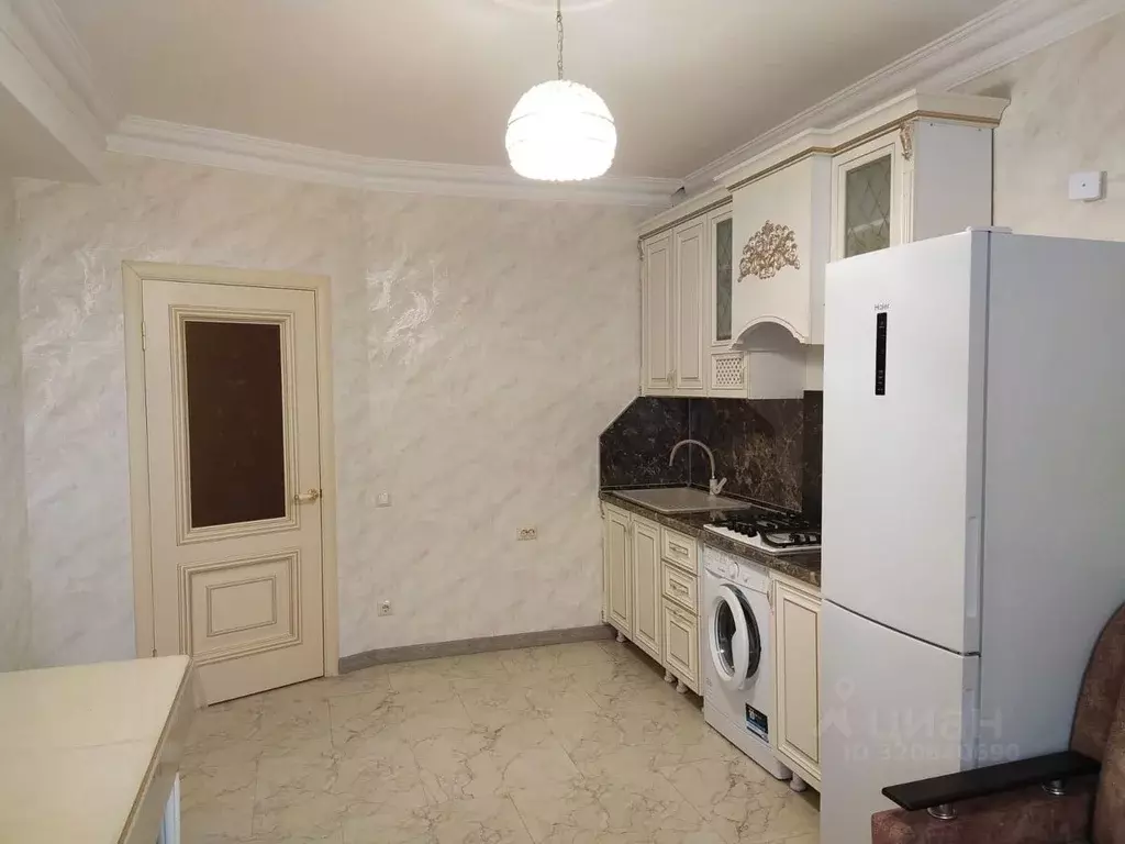 2-к кв. Дагестан, Дербент ул. Салаватова, 19 (73.2 м) - Фото 1