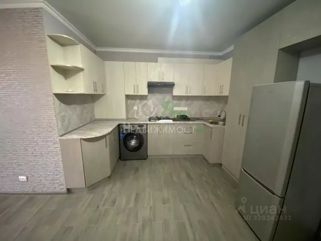 Дом в Краснодарский край, Ейское городское поселение, пос. ... - Фото 2