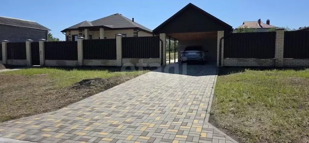 Дом в Белгородская область, Белгородский район, Тавровское с/пос, с. ... - Фото 1