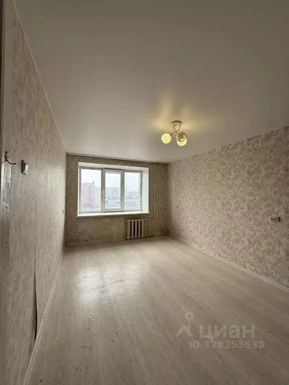 Комната Омская область, Омск ул. 10 лет Октября, 141 (16.6 м) - Фото 2