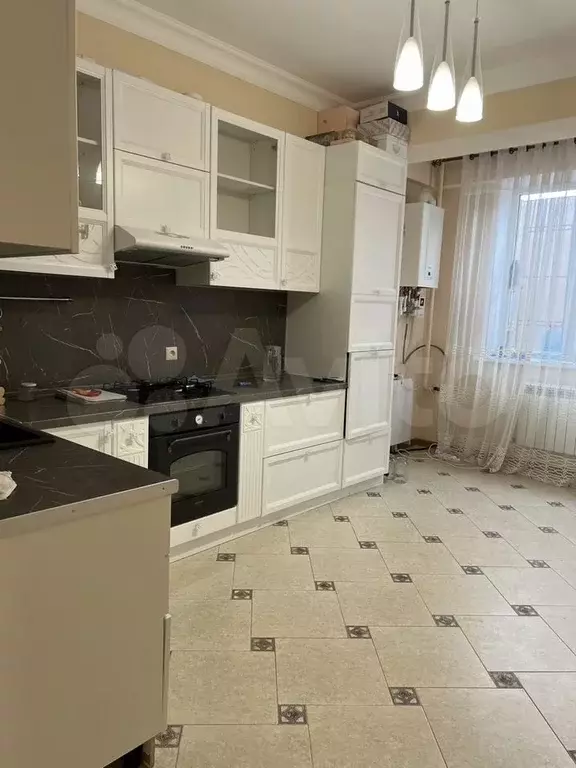 2-к. квартира, 80 м, 1/10 эт. - Фото 0